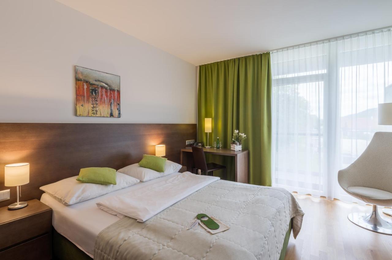 Wesenufer Hotel & Seminarkultur An Der Donau Extérieur photo